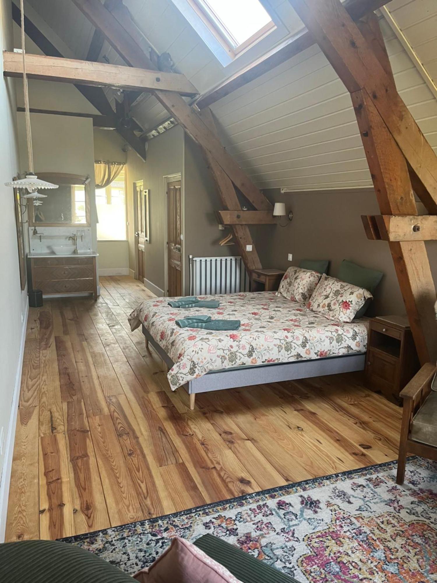 Bed and Breakfast Moulin De Maupoy Saint-Symphorien-de-Marmagne Exterior foto