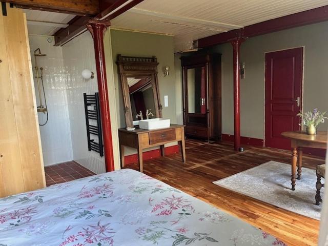 Bed and Breakfast Moulin De Maupoy Saint-Symphorien-de-Marmagne Exterior foto